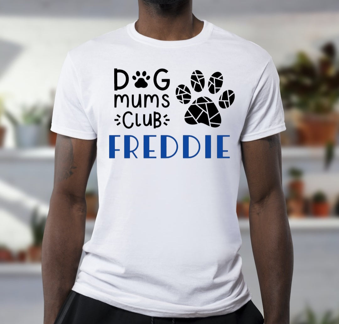 Dog or Cat Mums Club Personalised T-shirt š¾