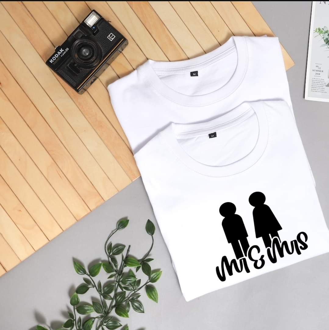 Couples T-shirts - Mr & Mrs, Mr & Mr or Mrs & Mrs