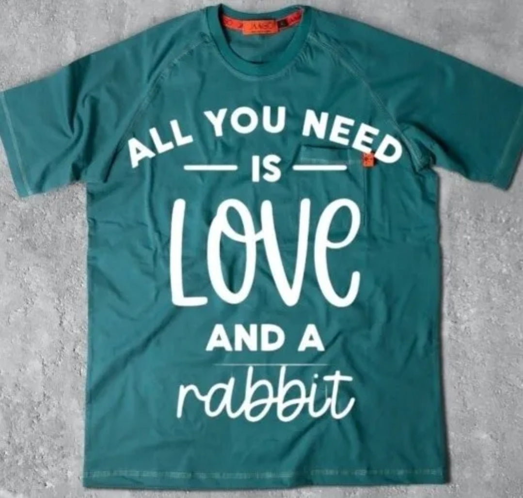 All You Need Is Love &... - T-shirt